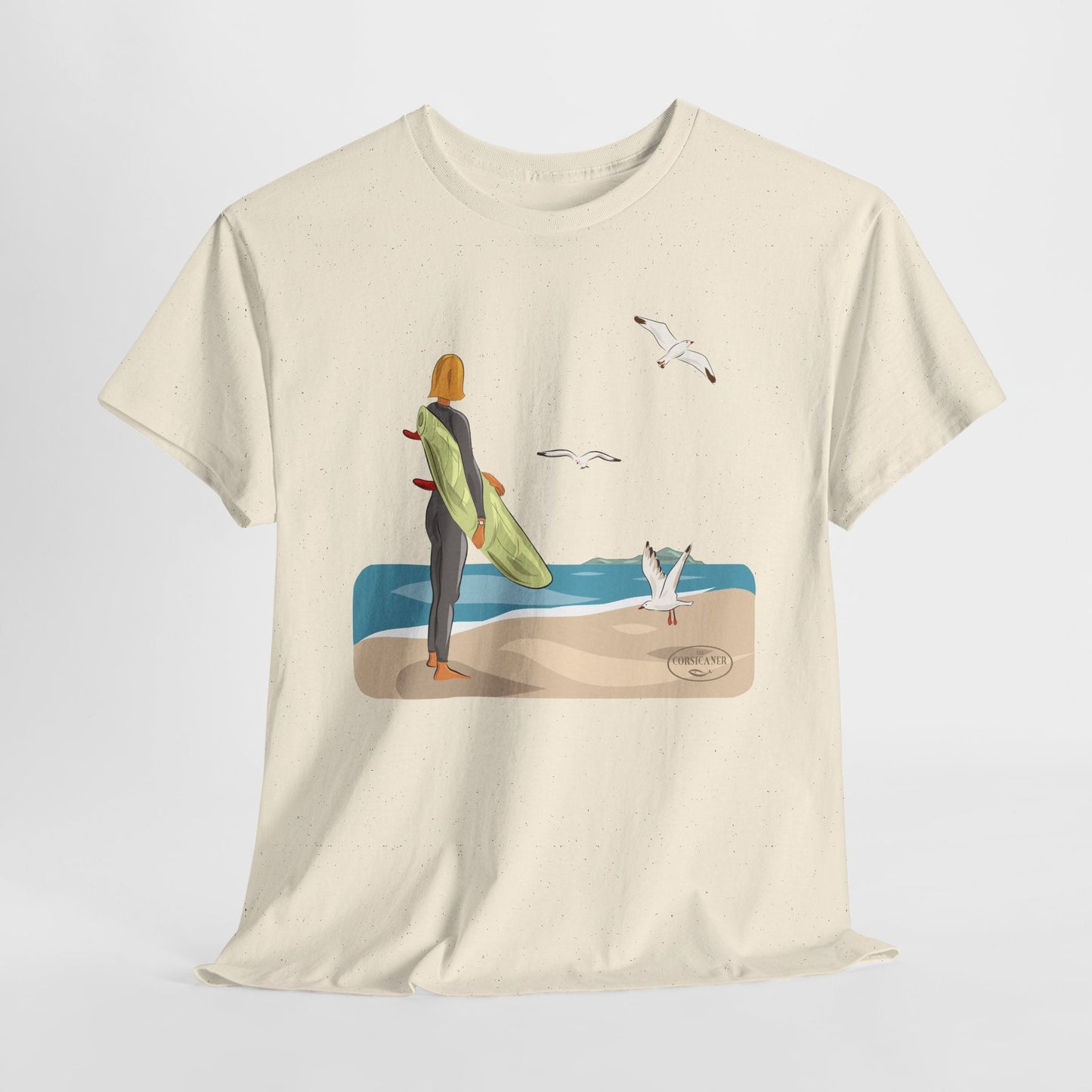 La surfeuse et les mouettes - T-shirt graphique unisexe en coton éco - responsable – - The Corsicaner